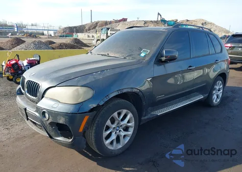 2011 BMW X5 xDrive35I/xDrive35I Premium/xDrive35I Sport Activity z USA, uszkodzony, nr VIN 5UXZV4C53BL400349